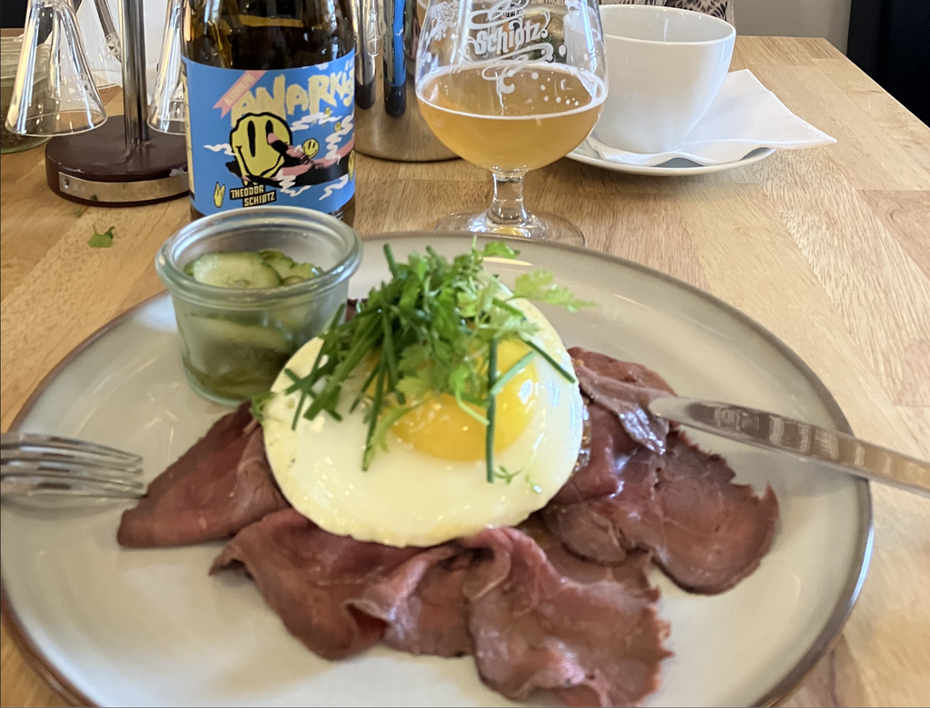 Smørrebrød på Kong Volmer i Odense