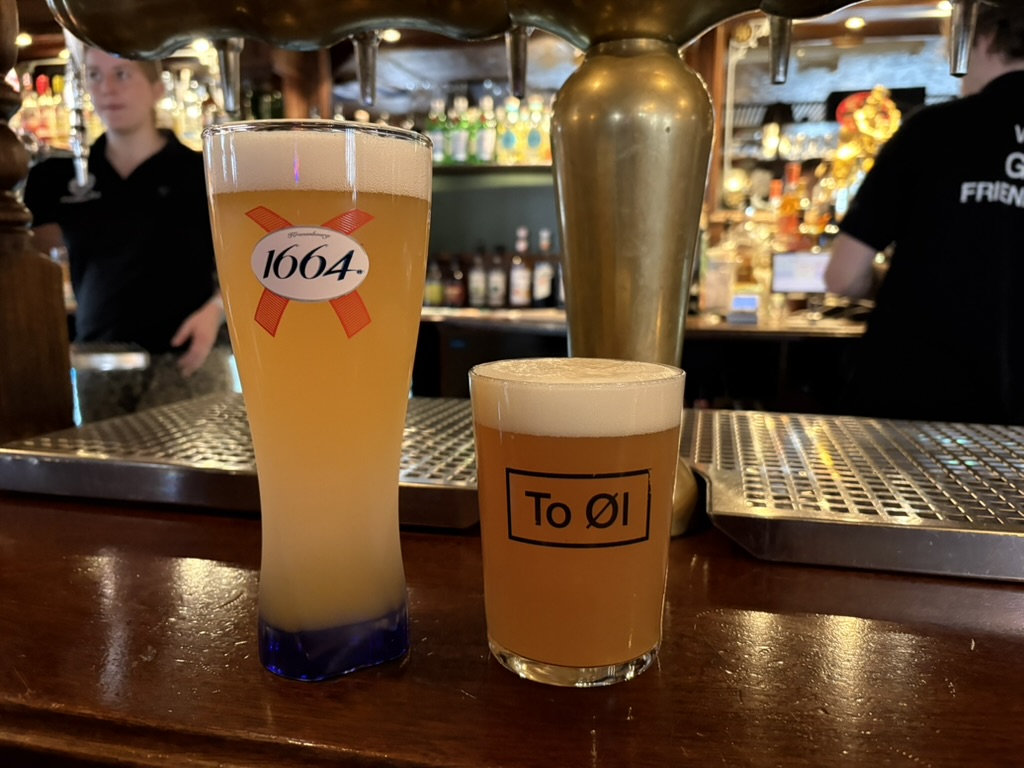 Fadøl på John Bull Pub i Aalborg