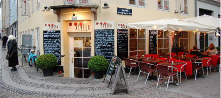 Cafe Stella