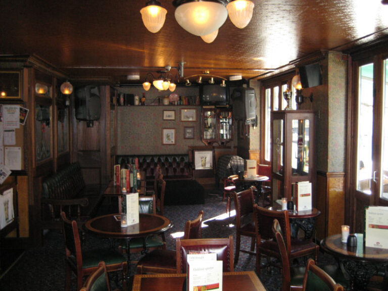 John Bull Pub — engelsk pub i Aalborg